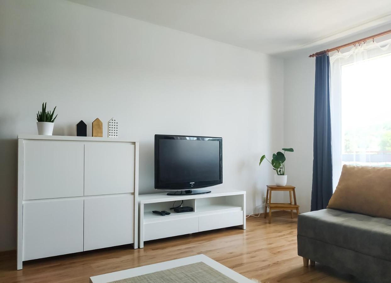 Uroczy Apartament Pod Skarpa Wadowice Exteriör bild